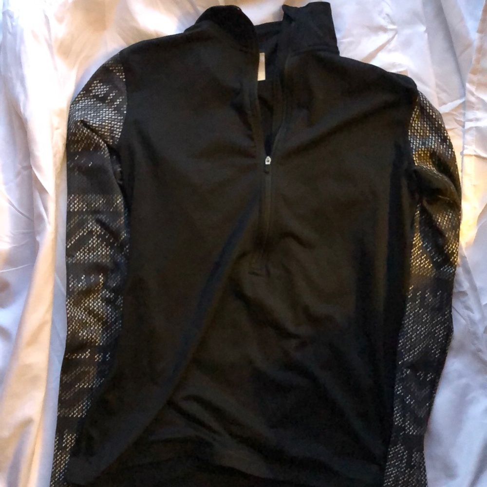Nike dry fit pull over large